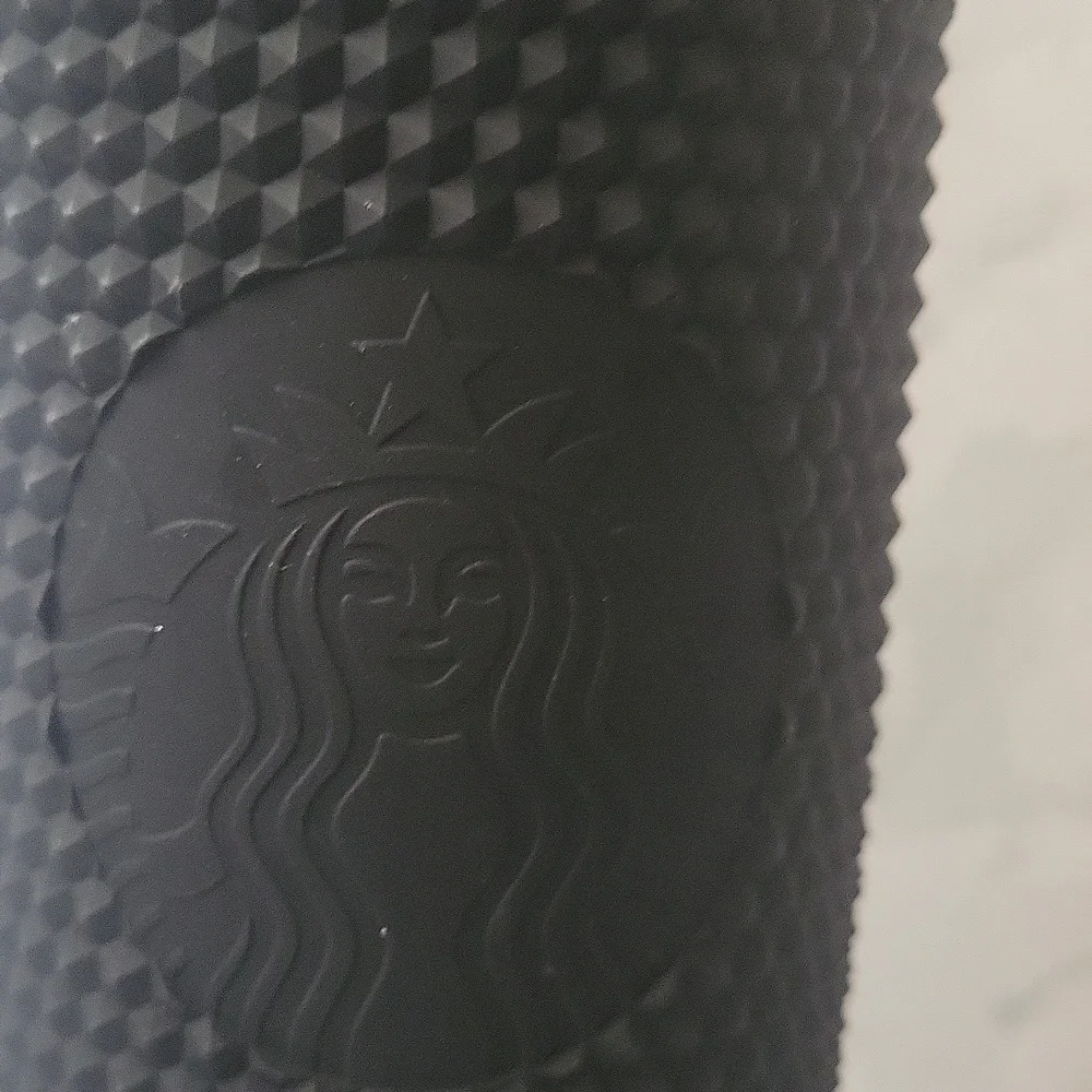 Starbucks Venti Tumbler Studded Matte Black Diamond Rubberized Cold Cup 24oz